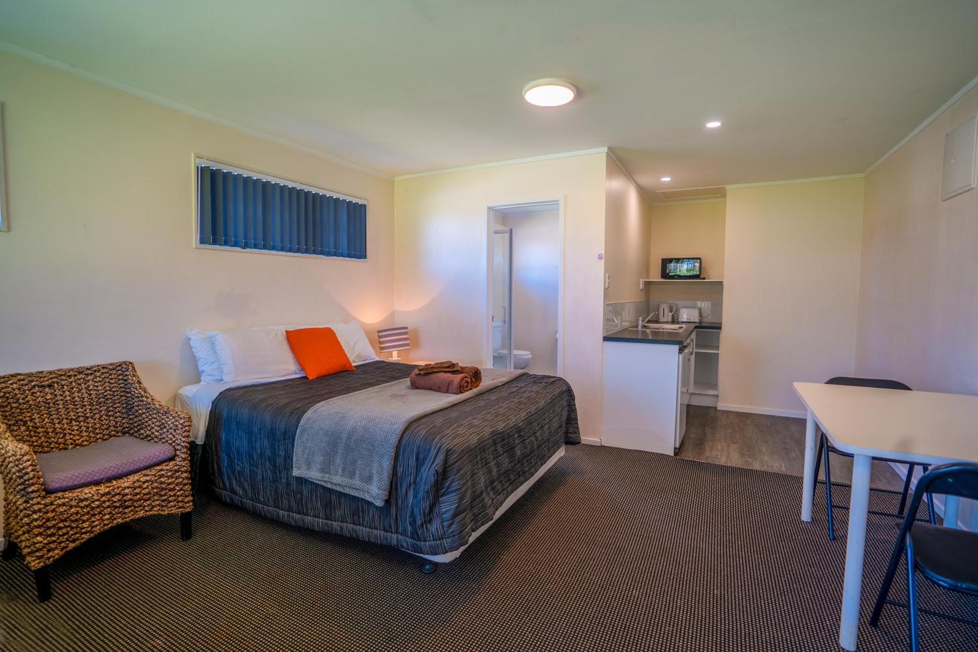 Motel Colonial On Gladstone Gisborne Exteriér fotografie