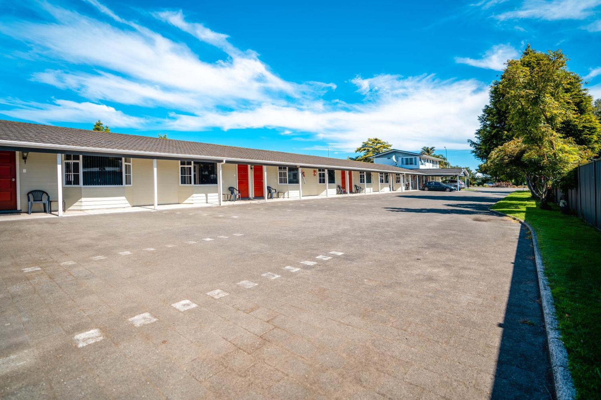 Motel Colonial On Gladstone Gisborne Exteriér fotografie